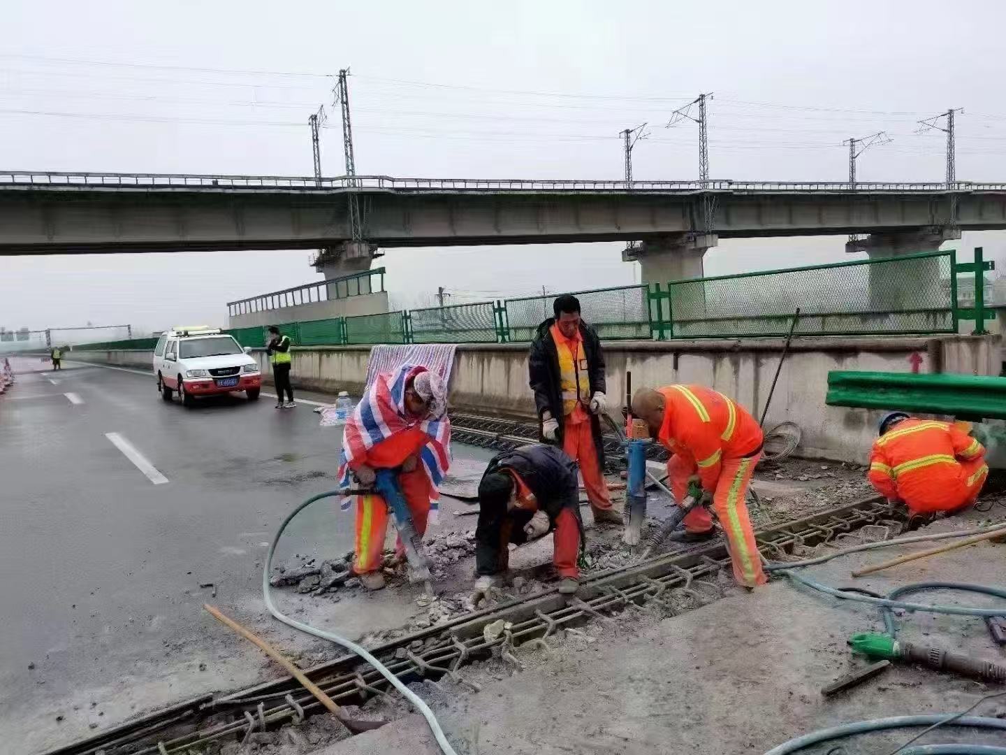 老河口桥梁伸缩缝抢修料